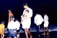beach.gif (16350 bytes)