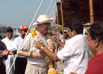race003.gif (14667 bytes)