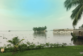 Vembanad Lake Alappuzha