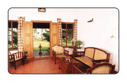 kovilakom-lakeside-villa-alleppey-alappuzha-kerala