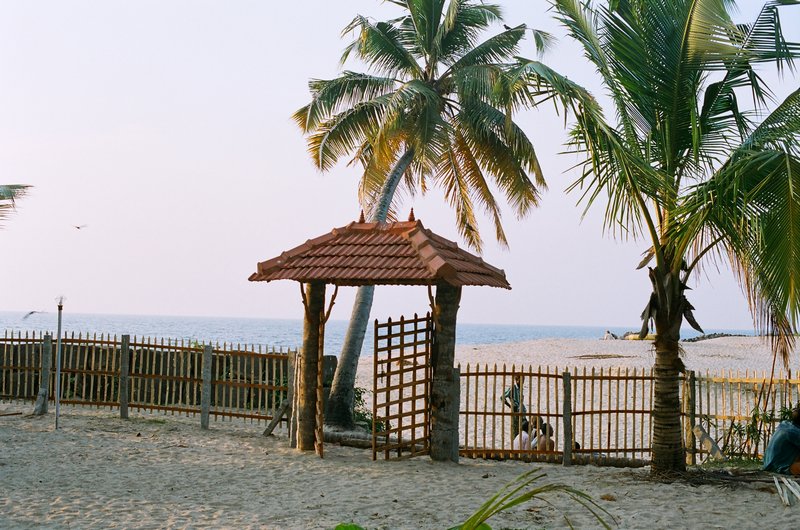 Pozhiyoram Beach Resort Facilities