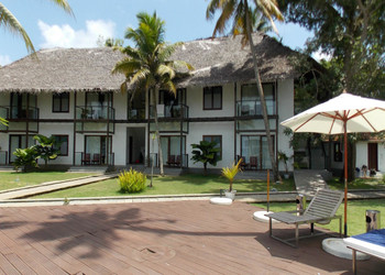 Front view of Vembanad Lake Resort
